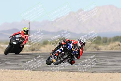 media/Jan-15-2026-Racers Edge (Thu) [[dfebeb70ab]]/2-A Group/Session 3 (Turn 16)/